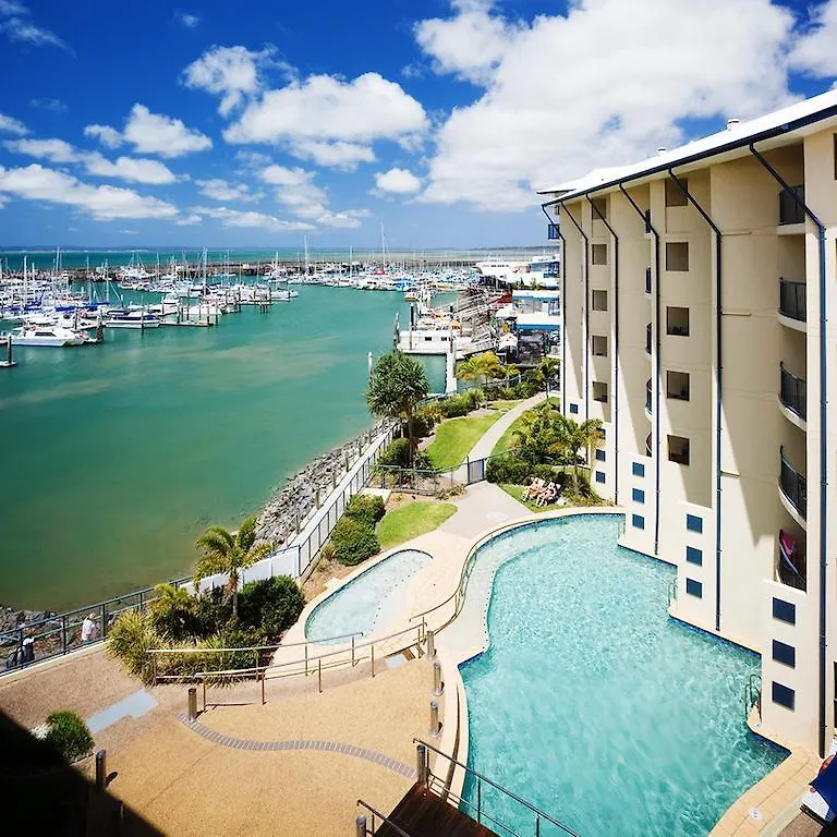 **** Aparthotel Mantra Hervey Bay Australia